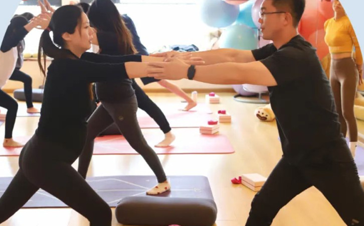 禧月薈月子中心舞韻雙人瑜伽，展現孕動之美4
